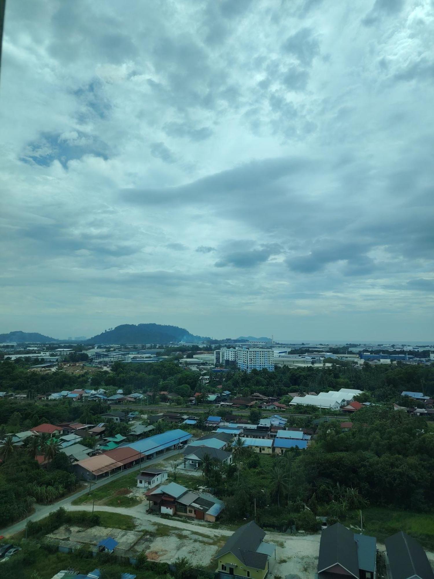 Meritus Seaview Apartment *